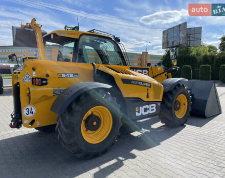 Желтый ЖЦБ 541-70, объемом двигателя 4.4 л и пробегом 4 тыс. км за 75000 $, фото 9 на Automoto.ua