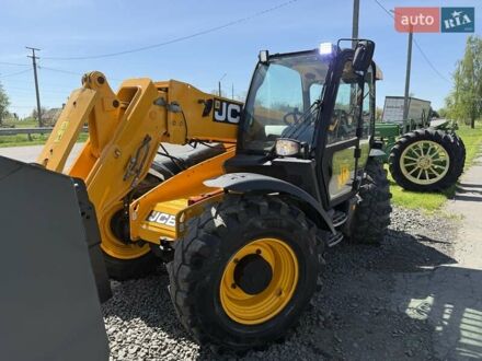 ЖЦБ 541-70 2010 в Луцке на Automoto.ua Желтый ЖЦБ 541-70, объемом двигателя 4.4 л и пробегом 6 тыс. км за 42500 $, фото 1 на Automoto.ua