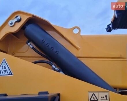 Желтый ЖЦБ 555-210R, объемом двигателя 0 л и пробегом 0 тыс. км за 170000 $, фото 7 на Automoto.ua