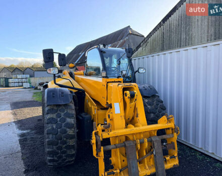 Желтый ЖЦБ 560-80, объемом двигателя 4.8 л и пробегом 5 тыс. км за 127732 $, фото 2 на Automoto.ua