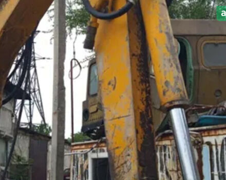 ЖЦБ 8032, объемом двигателя 0 л и пробегом 0 тыс. км за 9000 $, фото 3 на Automoto.ua