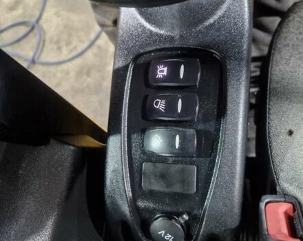 Желтый ЖЦБ 8035, объемом двигателя 2.2 л и пробегом 31 тыс. км за 37203 $, фото 31 на Automoto.ua