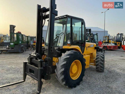 Жовтий ЖЦБ 930, об'ємом двигуна 4.4 л та пробігом 0 тис. км за 25755 $, фото 1 на Automoto.ua