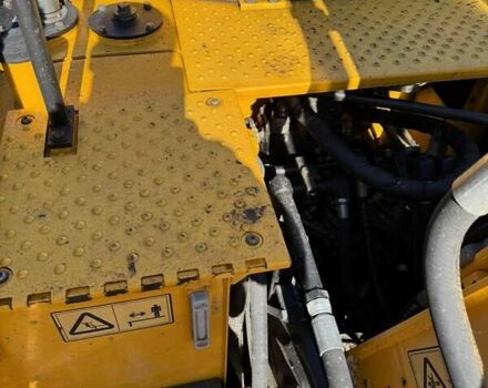 Желтый ЖЦБ ЖС 130, объемом двигателя 4.4 л и пробегом 0 тыс. км за 57500 $, фото 6 на Automoto.ua