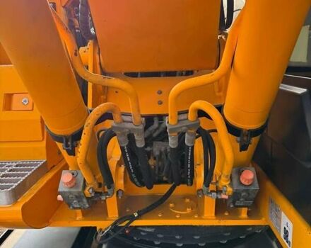 Желтый ЖЦБ ЖС 175, объемом двигателя 5.19 л и пробегом 980 тыс. км за 65117 $, фото 12 на Automoto.ua