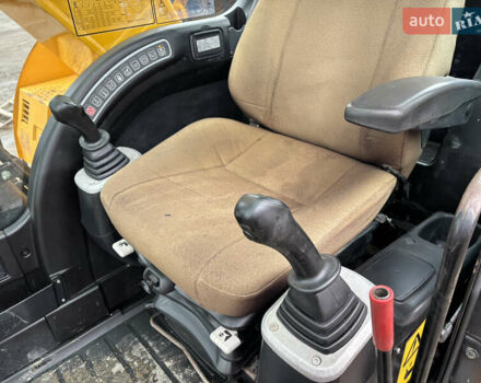 ЖЦБ ЖС 220, объемом двигателя 0 л и пробегом 8 тыс. км за 64262 $, фото 21 на Automoto.ua