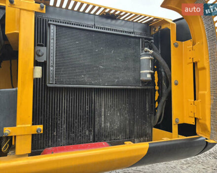 ЖЦБ ЖС 220, объемом двигателя 0 л и пробегом 8 тыс. км за 64262 $, фото 6 на Automoto.ua