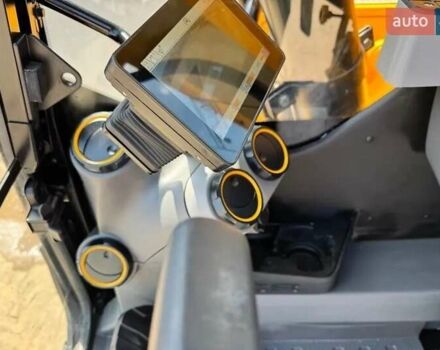 ЖЦБ ЖС 220, об'ємом двигуна 0 л та пробігом 4 тис. км за 108525 $, фото 14 на Automoto.ua