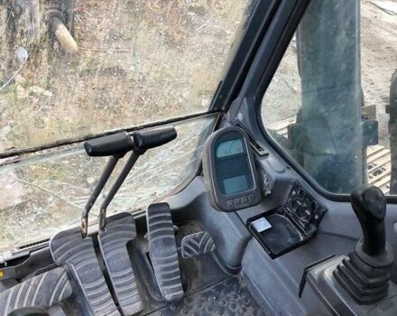 ЖЦБ JS 220LC, объемом двигателя 5.19 л и пробегом 0 тыс. км за 30000 $, фото 6 на Automoto.ua