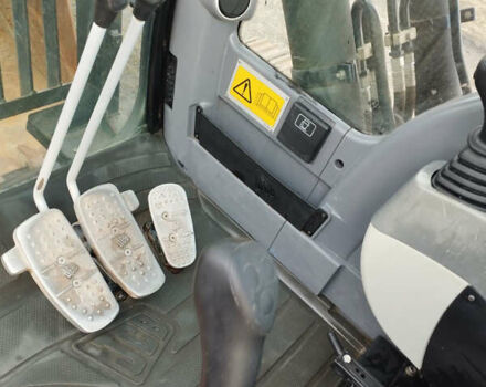 ЖЦБ JS 220LC, об'ємом двигуна 0 л та пробігом 9 тис. км за 47000 $, фото 14 на Automoto.ua