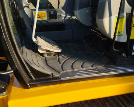 ЖЦБ JS 220LC, об'ємом двигуна 0 л та пробігом 9 тис. км за 47000 $, фото 7 на Automoto.ua