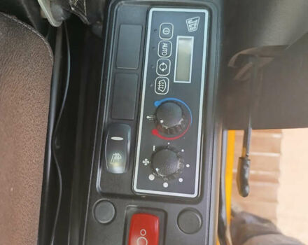 ЖЦБ JS 220LC, объемом двигателя 0 л и пробегом 6 тыс. км за 66031 $, фото 8 на Automoto.ua