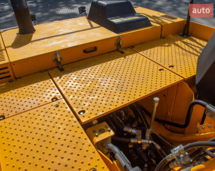 ЖЦБ JS 220LC, об'ємом двигуна 0 л та пробігом 0 тис. км за 75758 $, фото 13 на Automoto.ua