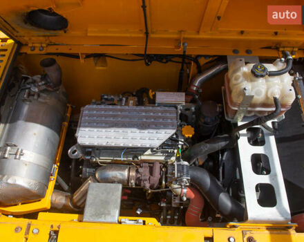 ЖЦБ JS 220LC, об'ємом двигуна 0 л та пробігом 0 тис. км за 115386 $, фото 15 на Automoto.ua