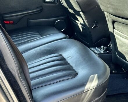 Сірий Ягуар Даймлер, об'ємом двигуна 5.3 л та пробігом 86 тис. км за 19999 $, фото 15 на Automoto.ua