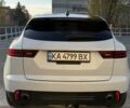 Белый Ягуар E-Pace, объемом двигателя 2 л и пробегом 77 тыс. км за 25000 $, фото 4 на Automoto.ua