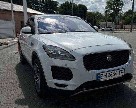 Белый Ягуар E-Pace, объемом двигателя 2 л и пробегом 185 тыс. км за 17600 $, фото 1 на Automoto.ua