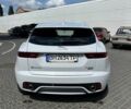 Белый Ягуар E-Pace, объемом двигателя 2 л и пробегом 185 тыс. км за 17600 $, фото 5 на Automoto.ua