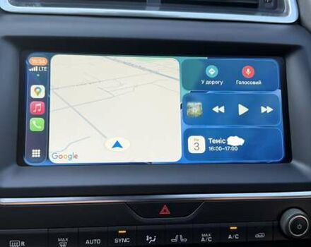 Белый Ягуар E-Pace, объемом двигателя 2 л и пробегом 77 тыс. км за 25000 $, фото 23 на Automoto.ua