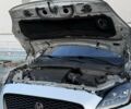 Белый Ягуар E-Pace, объемом двигателя 2 л и пробегом 77 тыс. км за 25000 $, фото 19 на Automoto.ua