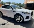 Белый Ягуар E-Pace, объемом двигателя 2 л и пробегом 37 тыс. км за 30600 $, фото 2 на Automoto.ua