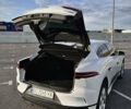 Білий Ягуар E-Pace, об'ємом двигуна 0 л та пробігом 203 тис. км за 21000 $, фото 22 на Automoto.ua