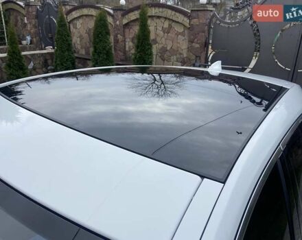 Белый Ягуар E-Pace, объемом двигателя 2 л и пробегом 54 тыс. км за 22500 $, фото 10 на Automoto.ua