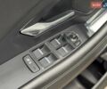 Белый Ягуар E-Pace, объемом двигателя 2 л и пробегом 120 тыс. км за 25500 $, фото 40 на Automoto.ua