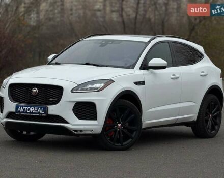Белый Ягуар E-Pace, объемом двигателя 2 л и пробегом 120 тыс. км за 25500 $, фото 1 на Automoto.ua