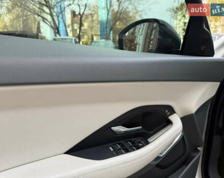 Білий Ягуар E-Pace, об'ємом двигуна 2 л та пробігом 145 тис. км за 28300 $, фото 10 на Automoto.ua