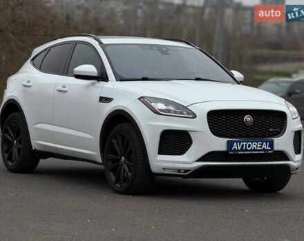 Белый Ягуар E-Pace, объемом двигателя 2 л и пробегом 120 тыс. км за 25500 $, фото 11 на Automoto.ua