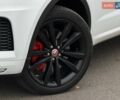 Белый Ягуар E-Pace, объемом двигателя 2 л и пробегом 120 тыс. км за 25500 $, фото 4 на Automoto.ua