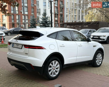 Білий Ягуар E-Pace, об'ємом двигуна 2 л та пробігом 145 тис. км за 28300 $, фото 5 на Automoto.ua