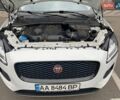 Белый Ягуар E-Pace, объемом двигателя 2 л и пробегом 74 тыс. км за 28000 $, фото 34 на Automoto.ua