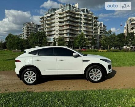 Білий Ягуар E-Pace, об'ємом двигуна 2 л та пробігом 35 тис. км за 28000 $, фото 5 на Automoto.ua