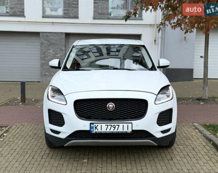 Білий Ягуар E-Pace, об'ємом двигуна 2 л та пробігом 145 тис. км за 28300 $, фото 2 на Automoto.ua