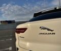 Білий Ягуар E-Pace, об'ємом двигуна 0 л та пробігом 203 тис. км за 21000 $, фото 2 на Automoto.ua