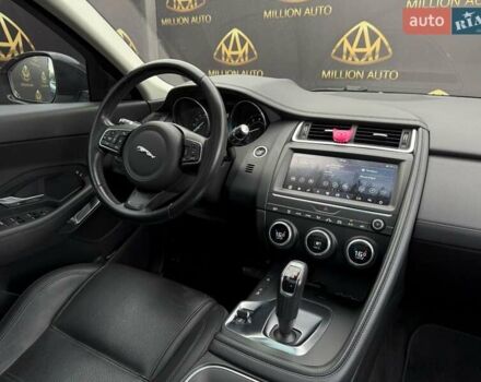 Белый Ягуар E-Pace, объемом двигателя 2 л и пробегом 58 тыс. км за 24300 $, фото 18 на Automoto.ua