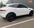 Белый Ягуар E-Pace, объемом двигателя 2 л и пробегом 74 тыс. км за 28000 $, фото 7 на Automoto.ua