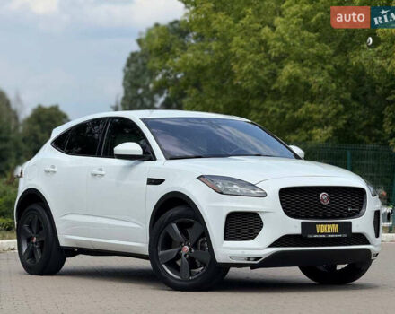Белый Ягуар E-Pace, объемом двигателя 2 л и пробегом 38 тыс. км за 23900 $, фото 4 на Automoto.ua