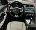 Белый Ягуар E-Pace, объемом двигателя 2 л и пробегом 38 тыс. км за 21500 $, фото 25 на Automoto.ua