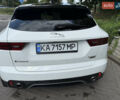 Белый Ягуар E-Pace, объемом двигателя 2 л и пробегом 39 тыс. км за 26000 $, фото 1 на Automoto.ua