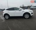 Белый Ягуар E-Pace, объемом двигателя 2 л и пробегом 117 тыс. км за 18000 $, фото 7 на Automoto.ua