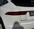 Белый Ягуар E-Pace, объемом двигателя 2 л и пробегом 59 тыс. км за 28490 $, фото 7 на Automoto.ua