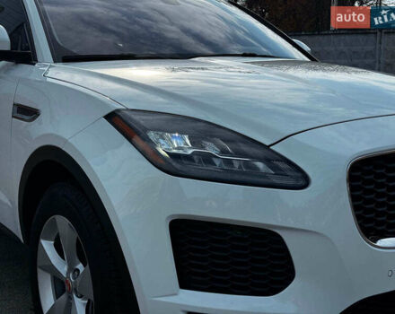 Білий Ягуар E-Pace, об'ємом двигуна 2 л та пробігом 59 тис. км за 28490 $, фото 3 на Automoto.ua