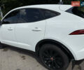 Белый Ягуар E-Pace, объемом двигателя 2 л и пробегом 39 тыс. км за 26000 $, фото 2 на Automoto.ua
