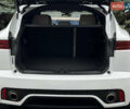 Белый Ягуар E-Pace, объемом двигателя 2 л и пробегом 38 тыс. км за 21500 $, фото 46 на Automoto.ua