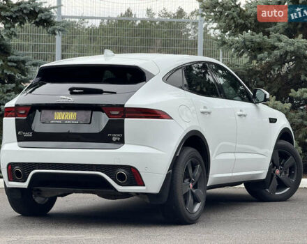 Белый Ягуар E-Pace, объемом двигателя 2 л и пробегом 38 тыс. км за 21500 $, фото 20 на Automoto.ua