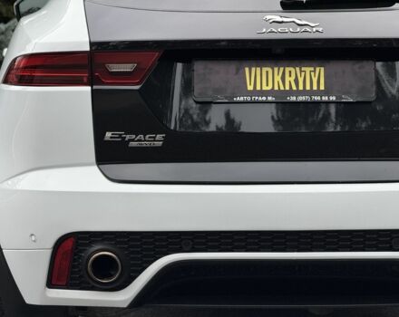 Белый Ягуар E-Pace, объемом двигателя 2 л и пробегом 38 тыс. км за 21500 $, фото 13 на Automoto.ua