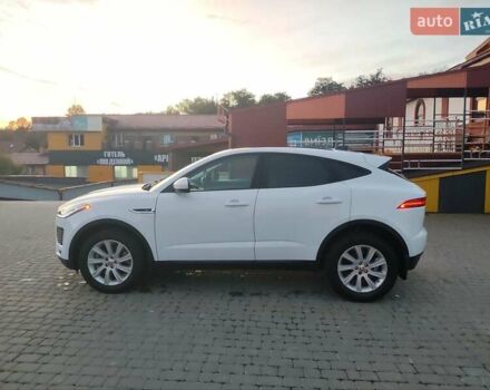 Белый Ягуар E-Pace, объемом двигателя 2 л и пробегом 117 тыс. км за 18850 $, фото 12 на Automoto.ua